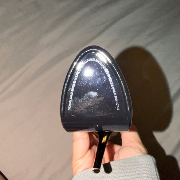 Carolina Herrera 2.7oz Good Girl Perfume - Picture 4 of 4